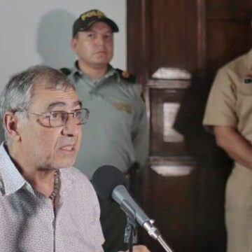 Según nuevo decreto de la Alcadía, todos a encerrarse sábado y domingo Según nuevo decreto de la Alcadía, todos a encerrarse sábado y domingo