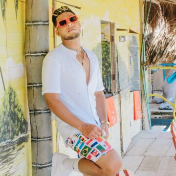 Se abre paso en el mercado musical, “Mírame”, el nuevo sencillo de Mike Brown