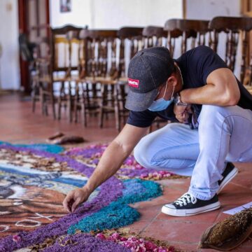 Artesanos momposinos, gran atractivo en el Encuentro Internacional de Alfombristas en México.