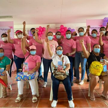 Turbana se contagió de la “Marea Rosa”, campaña de Mutual SER con el cáncer de mama