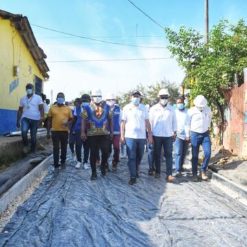 Alcaldía de Mahates y Gobernación, le echan ojo a pavimentación 2,3 kilómetros de vías en Palenque