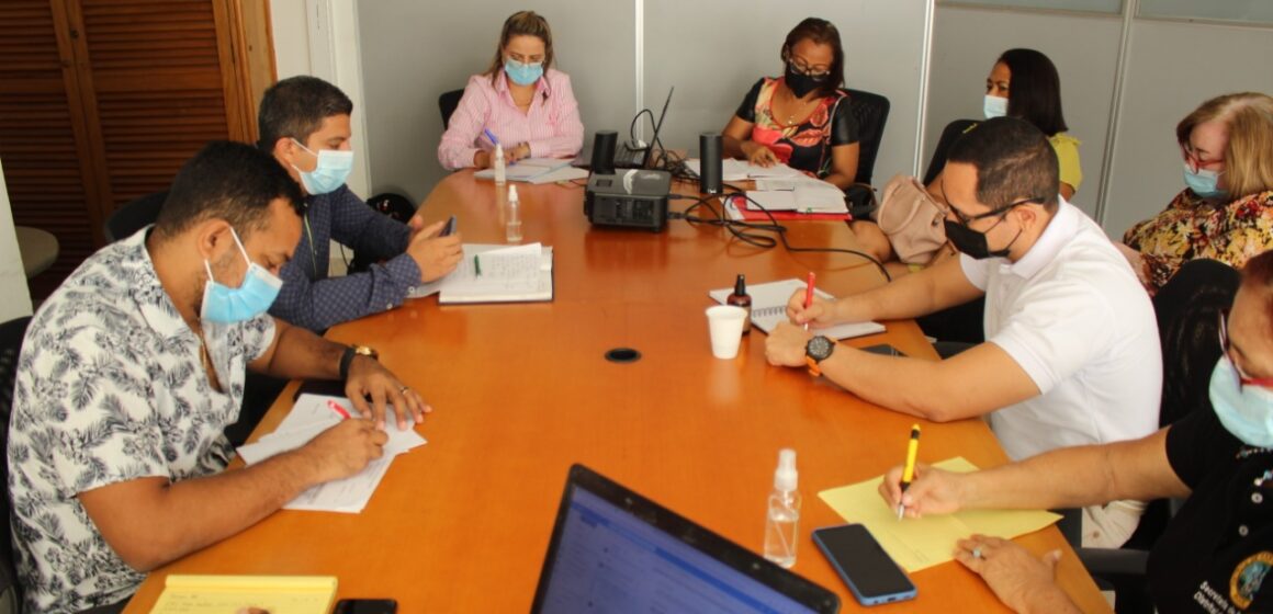 Distrito y Mineducación afinan detalles para retorno 100% presencial en colegios 2022 Distrito y Mineducación afinan detalles para retorno 100% presencial en colegios 2022