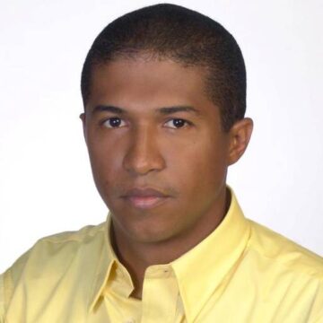 Exconcejal Dagoberto Macías busca aval del Centro Democrático para aspirar a las Cámara Exconcejal Dagoberto Macías busca aval del Centro Democrático para aspirar a las Cámara