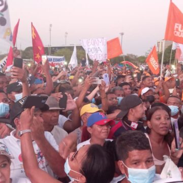 Las demás coaliciones proponen un suicidio para el país, el oscuro panorama que plantea Petro si no gana la presidencia Las demás coaliciones proponen un suicidio para el país, el oscuro panorama que plantea Petro si no gana la presidencia