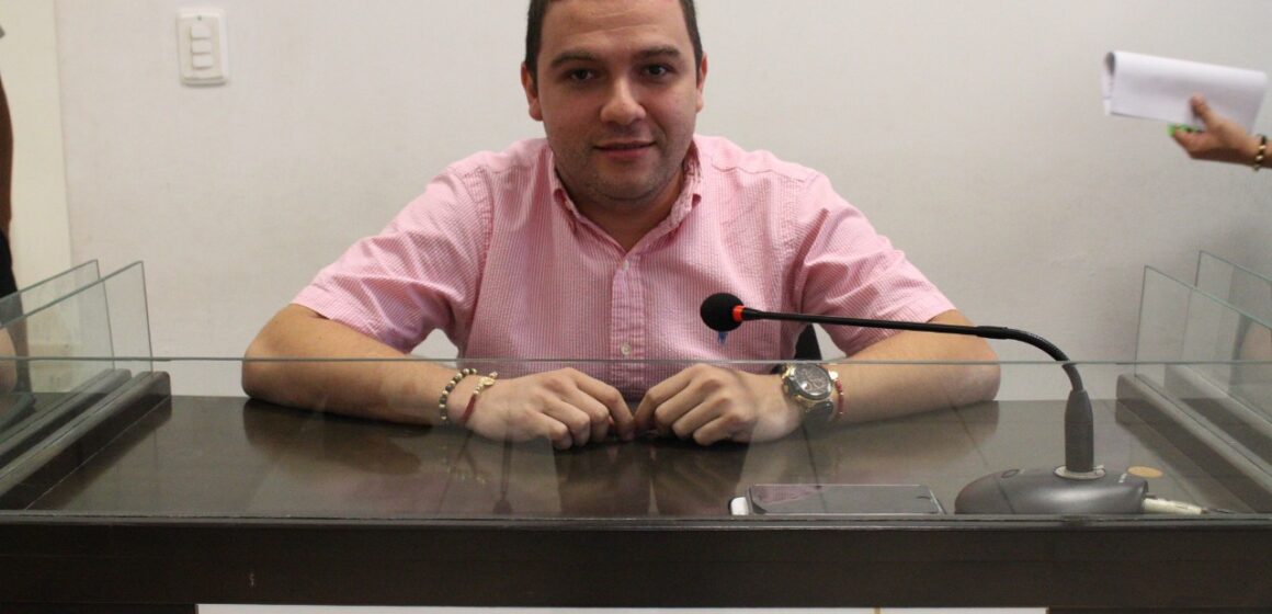 Cambio Radical sanciona a diputado Víctor Mendoza Saleme