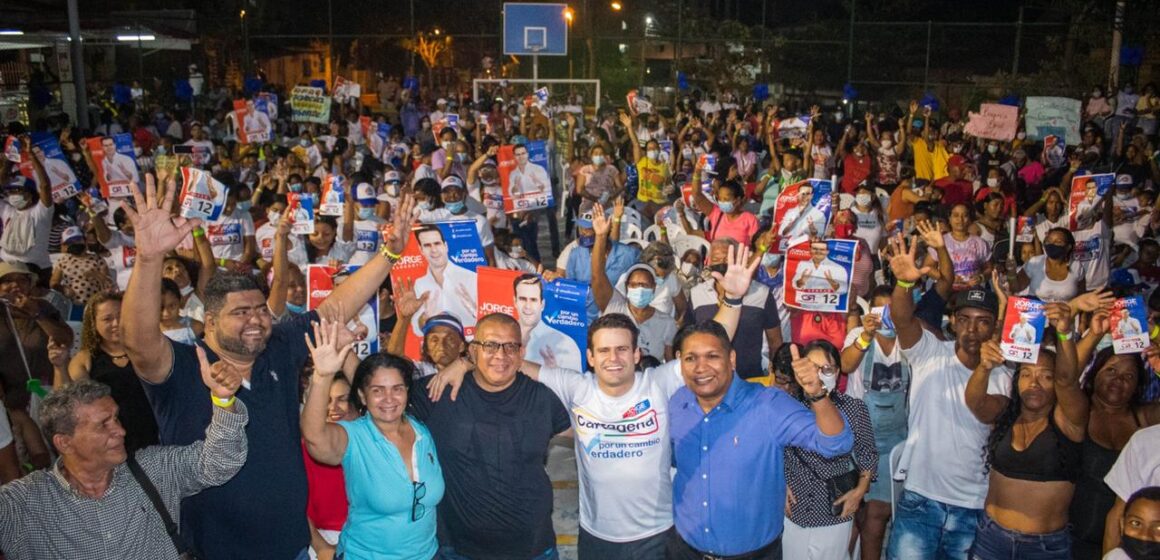 Los Pereira llenaron la plaza en respaldo a Jorge Benedetti al senado y a Fernando Niño a la Cámara