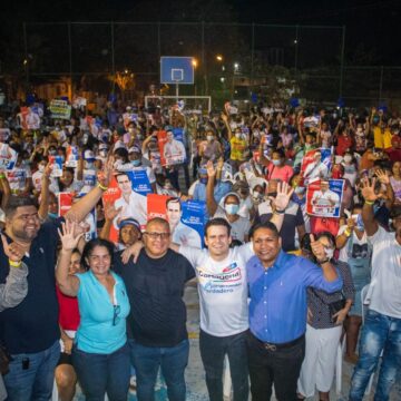Los Pereira llenaron la plaza en respaldo a Jorge Benedetti al senado y a Fernando Niño a la Cámara