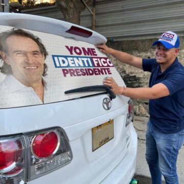 Si estás con Fico, participa en la gran pegatón de microperforados, arranca campaña presidencial  en Cartagena