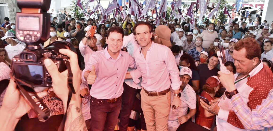 Fico Gutiérrez inaugura la ‘Casa de la Gente’ en Cartagena