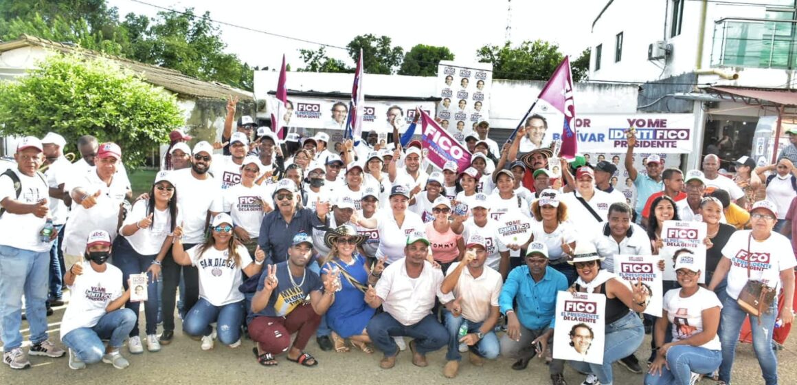 Caminatas, pegatones y ‘Casa de la Gente’, así fue la agenda de la campaña Fico en municipios de Bolívar