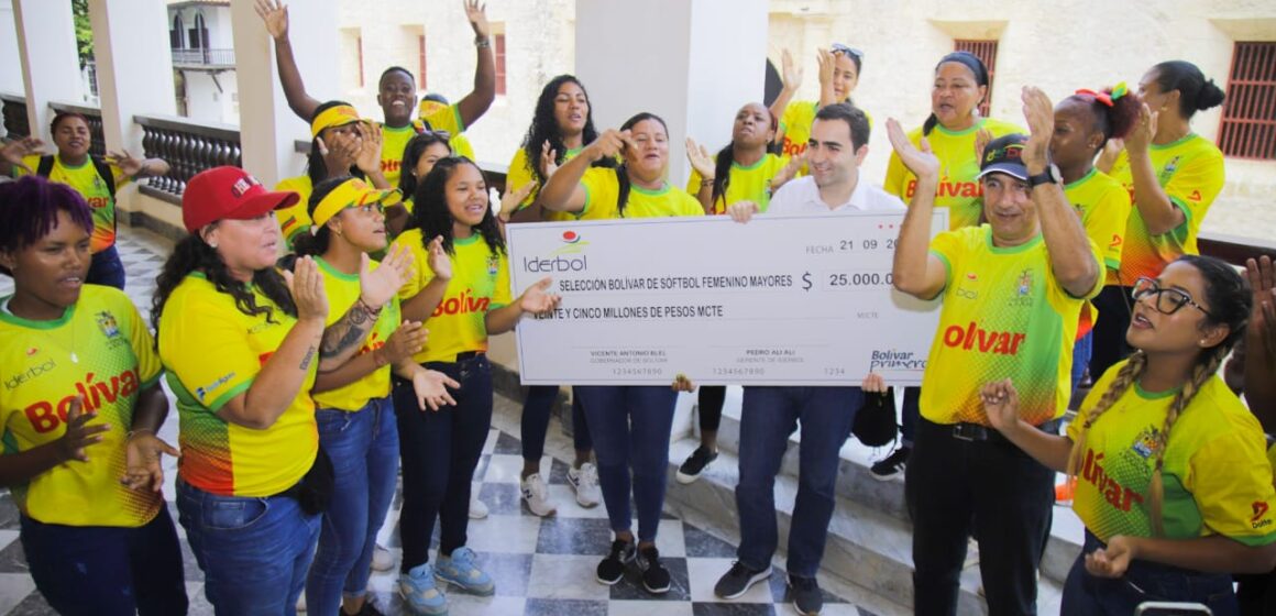 Gobernación e Iderbol premian esfuerzo de la selección Bolívar de Sóftbol Femenino Gobernación e Iderbol premian esfuerzo de la selección Bolívar de Sóftbol Femenino