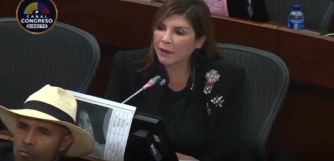 Una senadora de Cundinamarca se para firme e insta a salvar a Cartagena… para otros aquí no pasa nada Una senadora de Cundinamarca se para firme e insta a salvar a Cartagena… para otros aquí no pasa nada