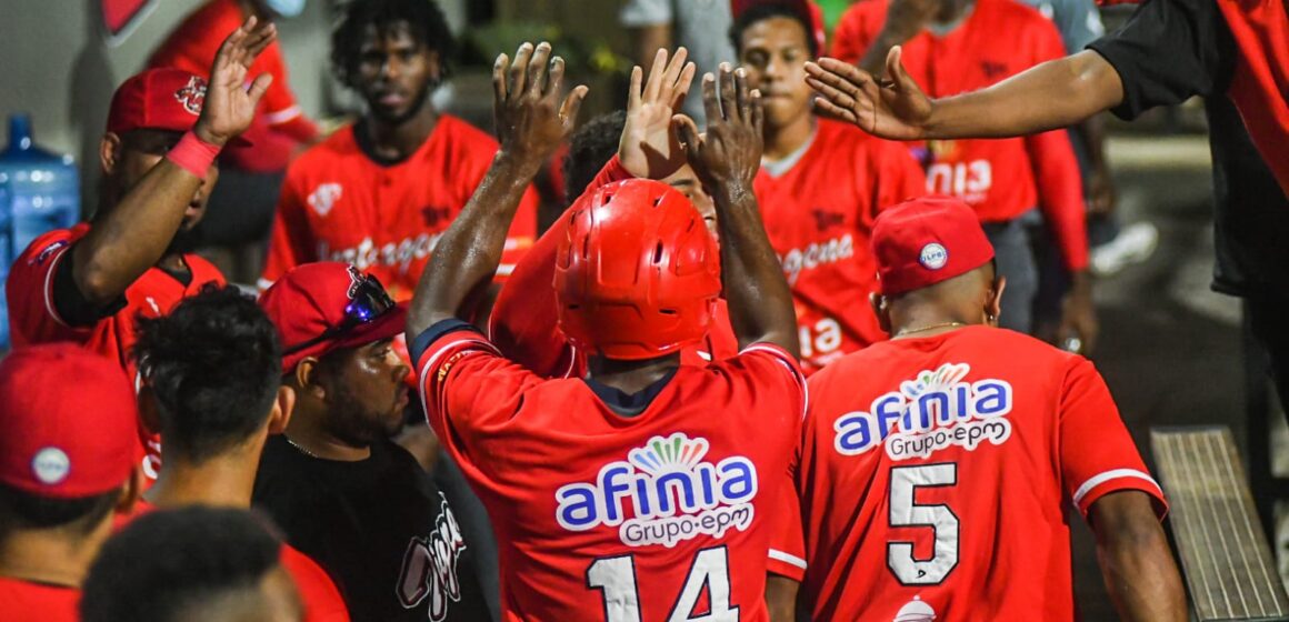 Victoria de Tigres sobre Toros 7-6 lo acerca al liderato del Béisbol Profesional