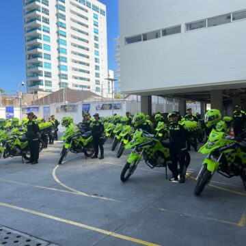 Gobernación entrega 40 motos a la polícia para mejorar seguridad en Cartagena y Bolívar Gobernación entrega 40 motos a la polícia para mejorar seguridad en Cartagena y Bolívar