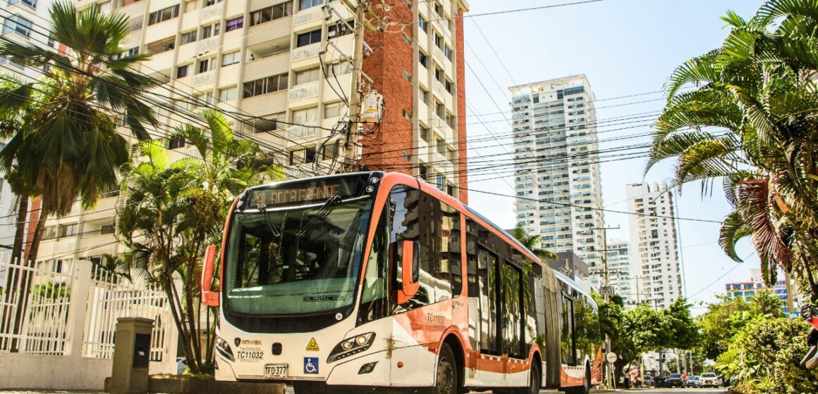 De un solo plumazo aumentan 300 pesos a pasaje en Transcaribe, quedó en $3.000 De un solo plumazo aumentan 300 pesos a pasaje en Transcaribe, quedó en $3.000