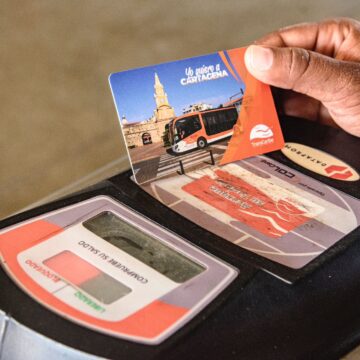 Se reactiva el recaudo electrónico en Transcaribe: usuarios pueden volver a usar y recargar sus tarjetas* Se reactiva el recaudo electrónico en Transcaribe: usuarios pueden volver a usar y recargar sus tarjetas*