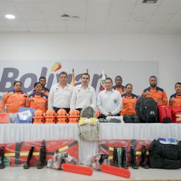 Entregan dotación para fortalecer la acción de los organismos de socorro en Bolívar Entregan dotación para fortalecer la acción de los organismos de socorro en Bolívar