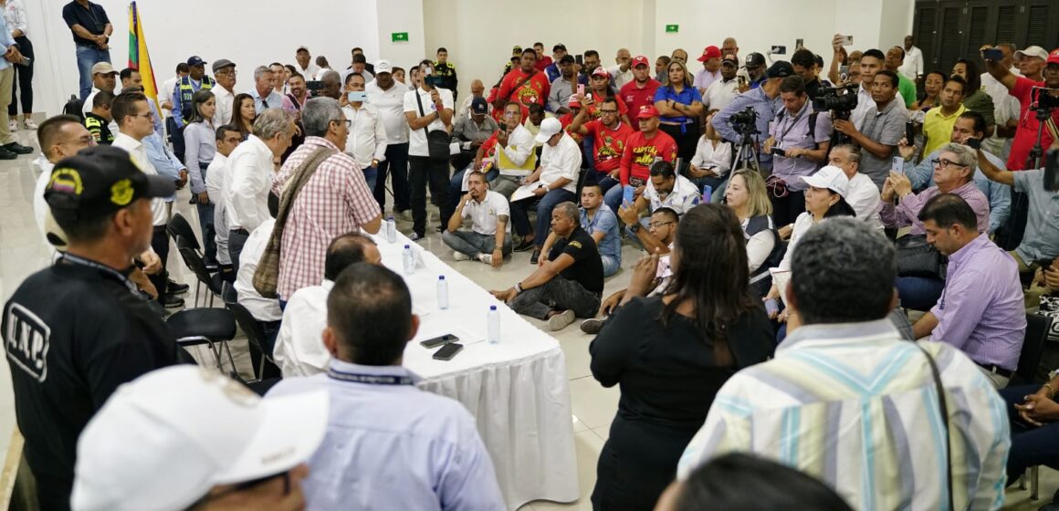Mintransporte habló y se comprometió, pero las talanqueras del peaje de Turbaco no se levantan