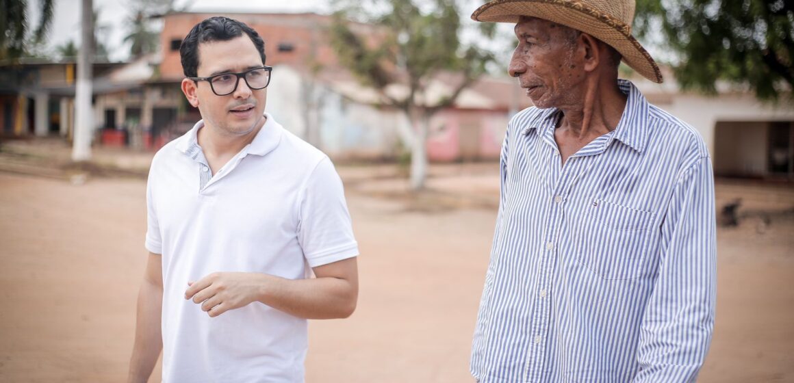 En Las Lobas, urge legalizar asociaciones mineras y fortalecer aparato productivo, Zaith Adechine En Las Lobas, urge legalizar asociaciones mineras y fortalecer aparato productivo, Zaith Adechine