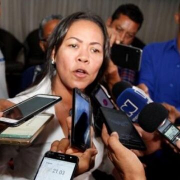 En Barranquilla, Mintransporte levantó talanqueras, en Cartagena esperamos lo mismo, Yolanda Wong En Barranquilla, Mintransporte levantó talanqueras, en Cartagena esperamos lo mismo, Yolanda Wong