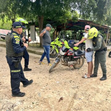 Más de 500 hombres de la policía cuidan el puente festivo