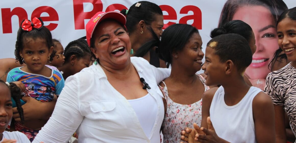 «Chamba» para las mujeres y el retorno de la «cívica» para mejorar seguridad, propone Jacque Perea