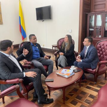 Coronel consolida alianzas estratégicas desde el Congreso en beneficio de María la Baja