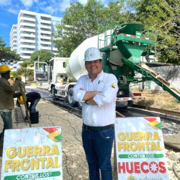 Con Concretos País avanza cada día operación tapa-huecos