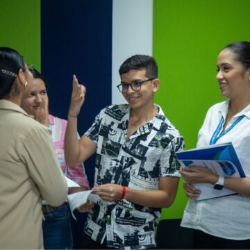 En Surtigas se capacitan en lenguaje de señas cumpliendo con una política de inclusión 