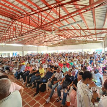 Con masiva asistencia se cumplió audiencia entre el Gobierno y nativos de Barú 