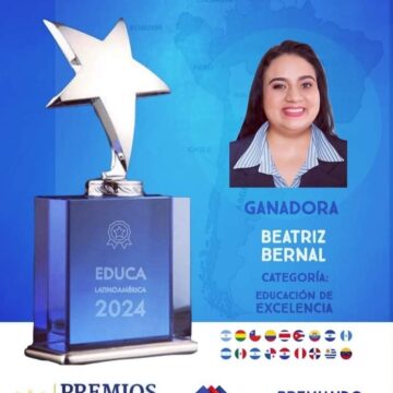 Docente de Cartagena gana premio internacional por su trabajo en radio escolar