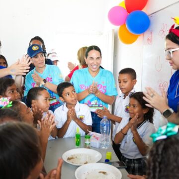 Gestora Social del Distrito, lidera jornada integral en Arroyo Grande y se suma a la gran celebración de la niñez