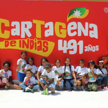 Niños y niñas de Funsarep cuestionan desigualdades en el cumpleaños 491 de Cartagena
