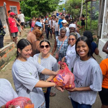 Un gesto de esperanza para Isla de Belén: Cemento País transforma vidas junto a la Reina de Independencia