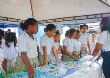 Aguas de Cartagena fomenta la educación ambiental para uso adecuado del alcantarillado